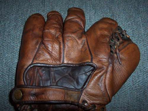 Spalding Grommet Web Back